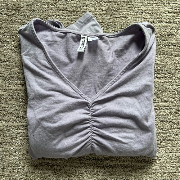 PURPLE LONG SLEEVE - Size XL - Picture 3 of 3